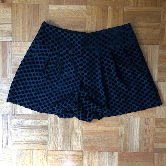 Nanette Lepore Black Burnout Velvet Dot Shorts - Picture 1 of 5